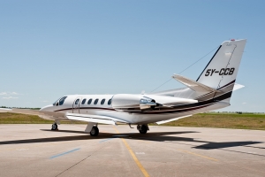 PHOTOS OF USED AIRCRAFT OUT ON COMPASS ROSE WITH BOTH EXTERIOR AND INTERIOR PHOTOS TAKEN FOR EAST AFRICAN AIR CHARTERS  BARRIE ROESLER550-1088  5Y-CCB  N158SG